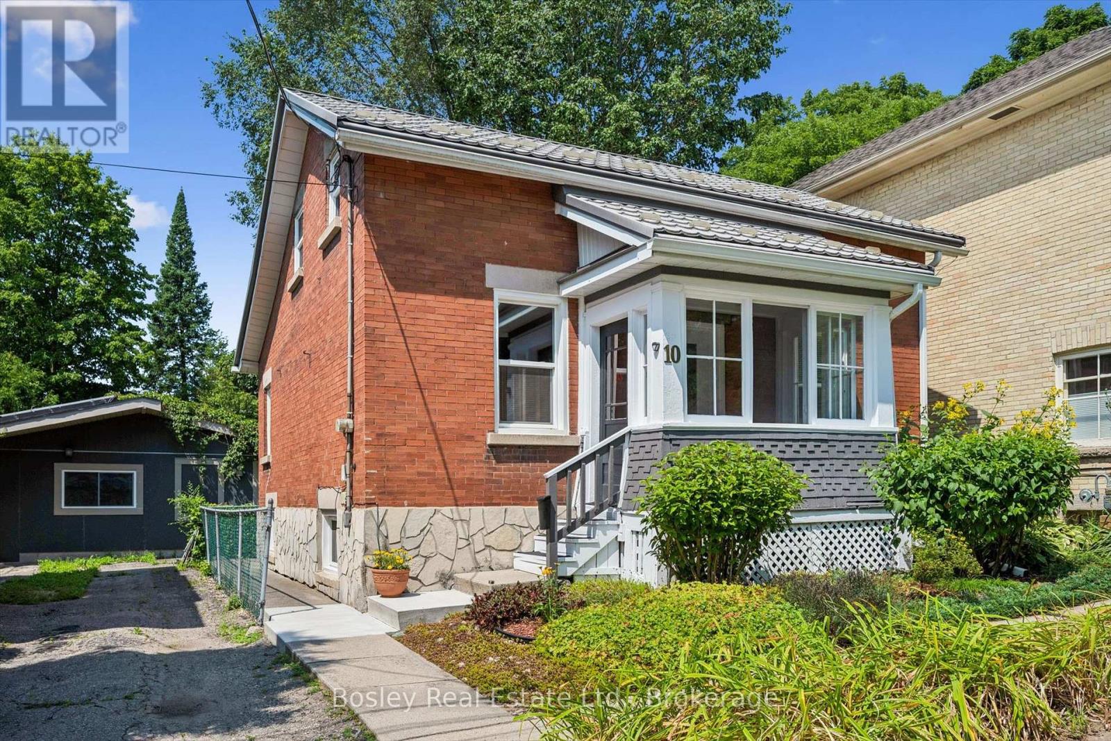 10 Pearl Street, Guelph, Ontario  N1E 2E3 - Photo 3 - X13691182