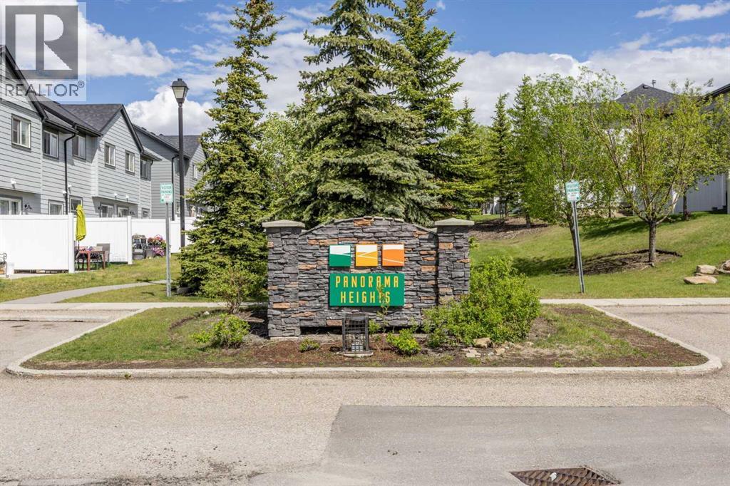 27 Panatella Villas NW, Calgary, Alberta  T3K 0G7 - Photo 2 - A2319165