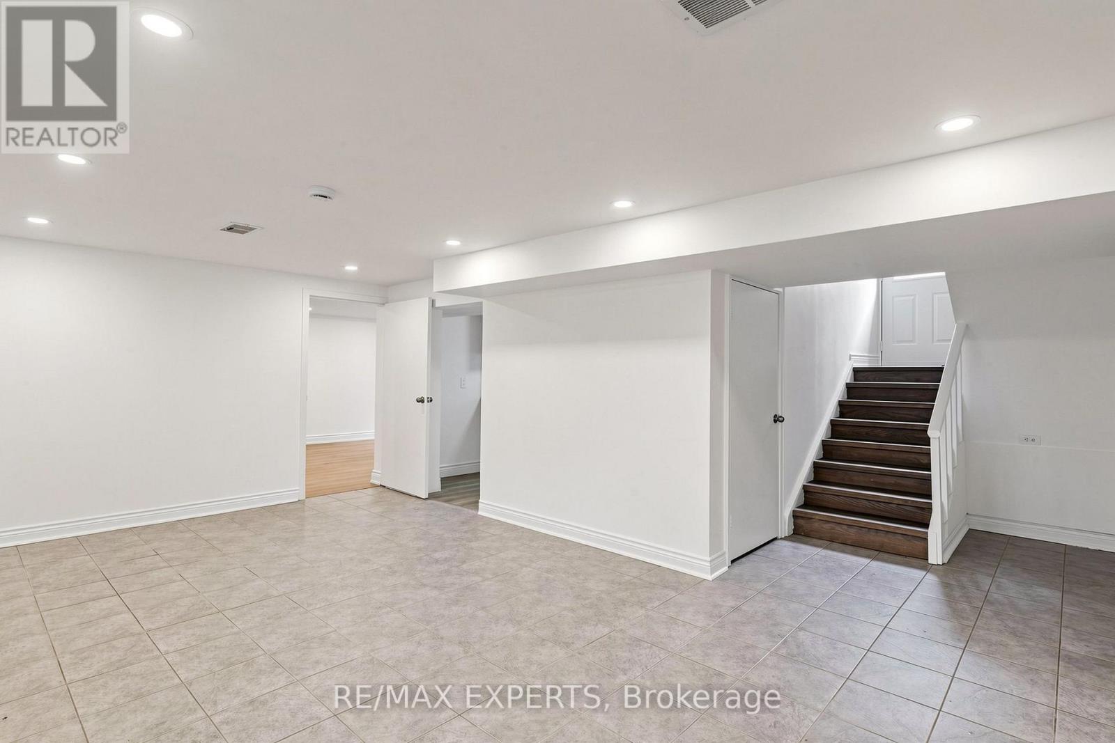 8 Longbridge Road, Vaughan, Ontario  L4J 1L5 - Photo 32 - N13691144