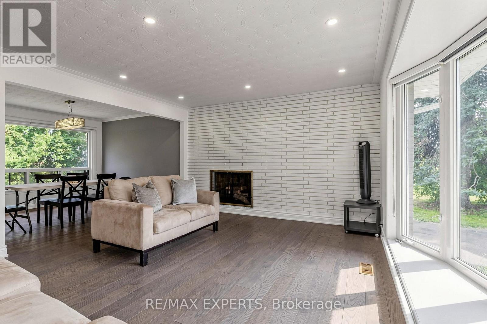 8 Longbridge Road, Vaughan, Ontario  L4J 1L5 - Photo 6 - N13691144