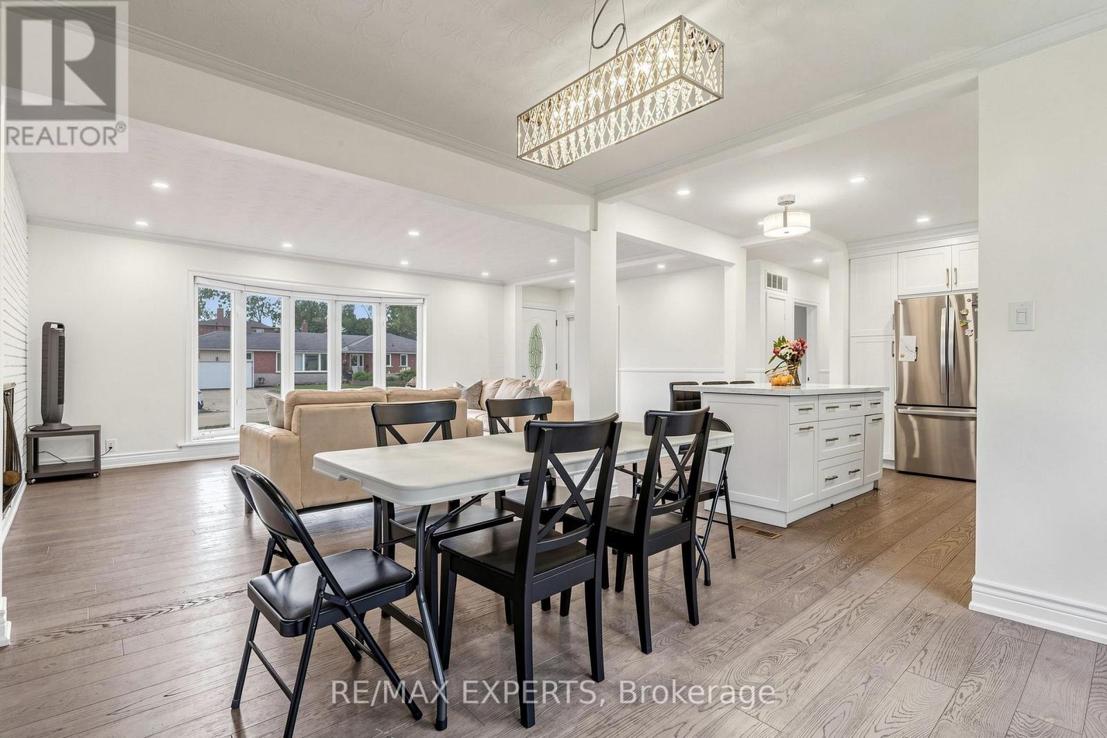 8 Longbridge Road, Vaughan, Ontario  L4J 1L5 - Photo 8 - N13691144