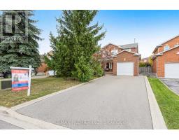 90 PENTLAND CRESCENT, Vaughan, Ontario