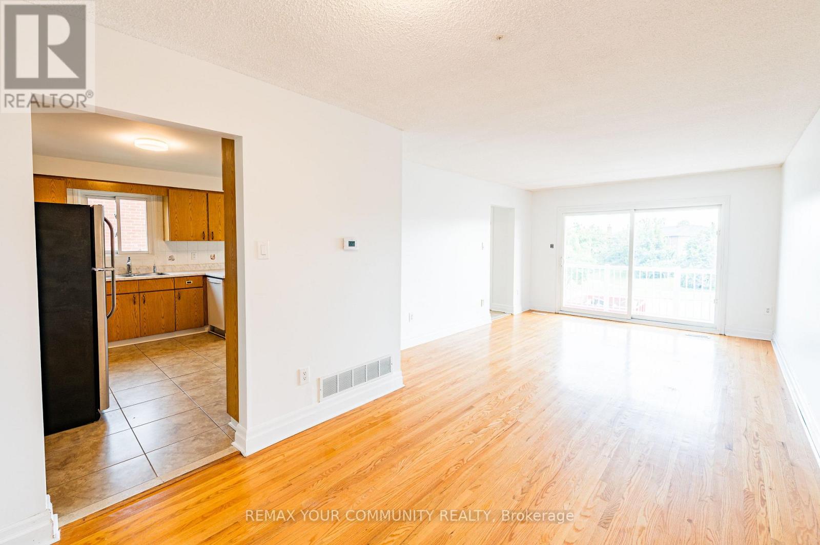 Upper - 20 Terra Road, Vaughan, Ontario  L4L 3J5 - Photo 12 - N13691438