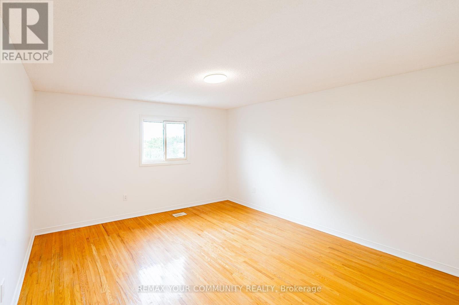 Upper - 20 Terra Road, Vaughan, Ontario  L4L 3J5 - Photo 19 - N13691438