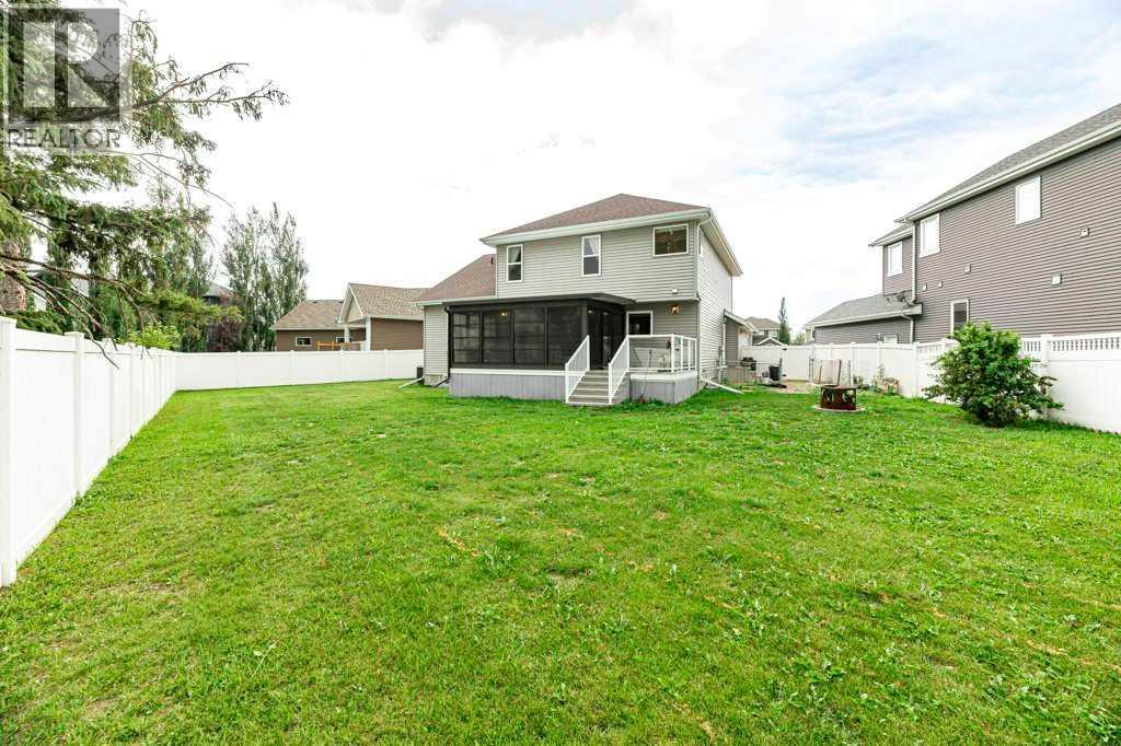 9 Henner's Outlook, Lacombe, Alberta  T4L 1Z3 - Photo 33 - A2325434