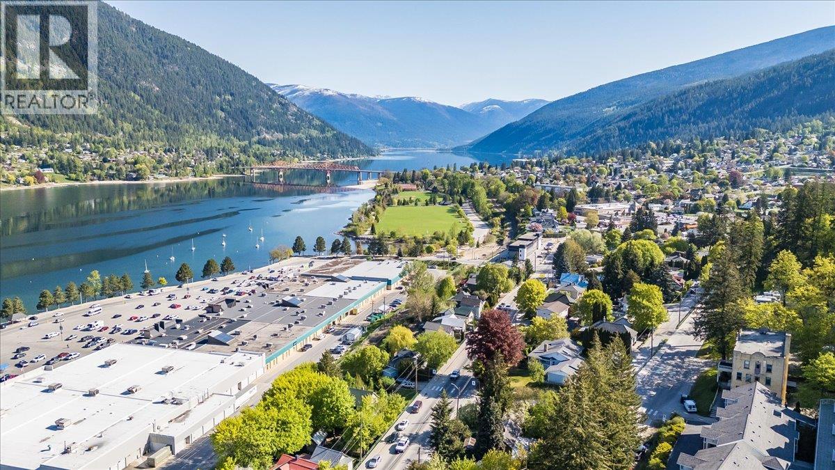 922 Front Street, Nelson, British Columbia  V1L 4C2 - Photo 7 - 10373046