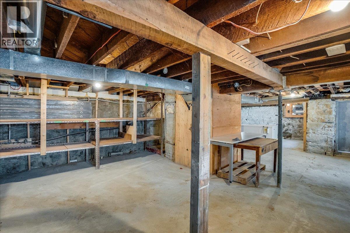 922 Front Street, Nelson, British Columbia  V1L 4C2 - Photo 84 - 10373046