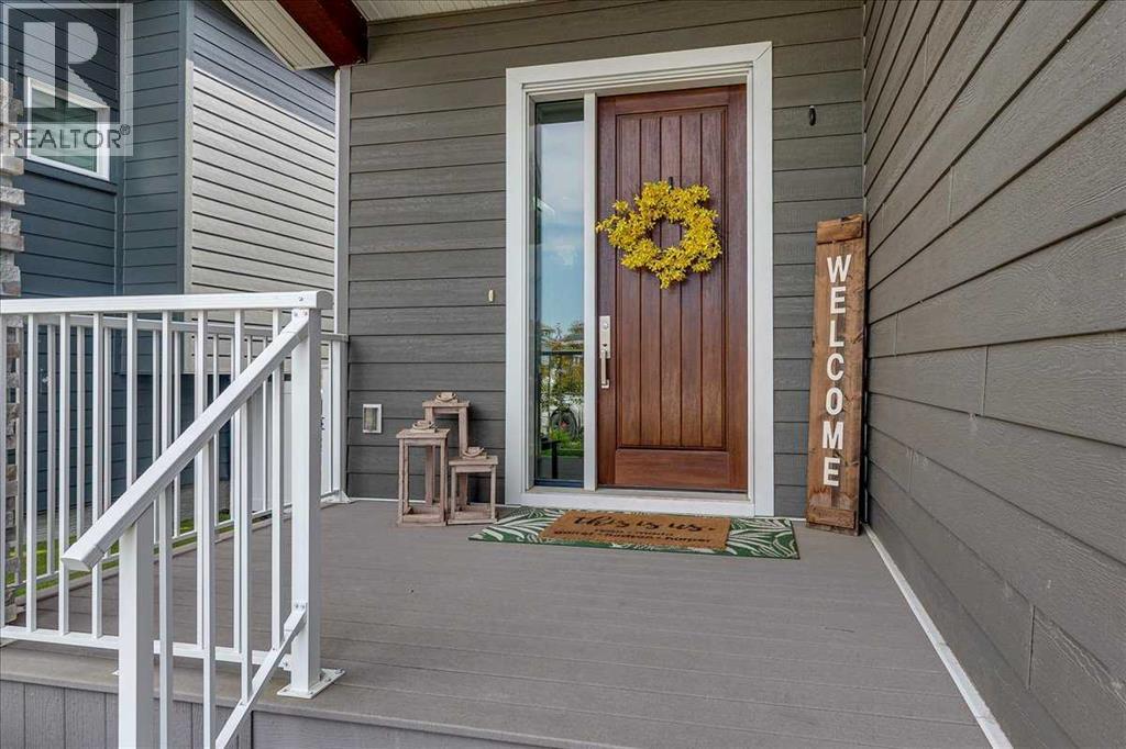 29 Longmire Close, Red Deer, Alberta  T4R 0S7 - Photo 3 - A2330356