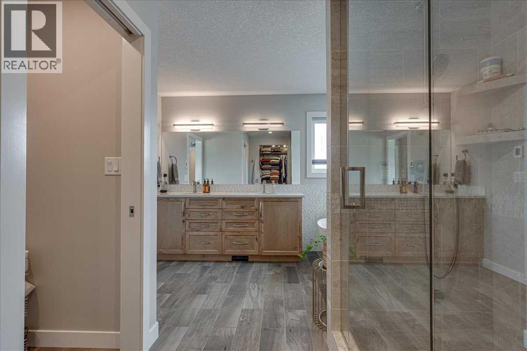 29 Longmire Close, Red Deer, Alberta  T4R 0S7 - Photo 29 - A2330356