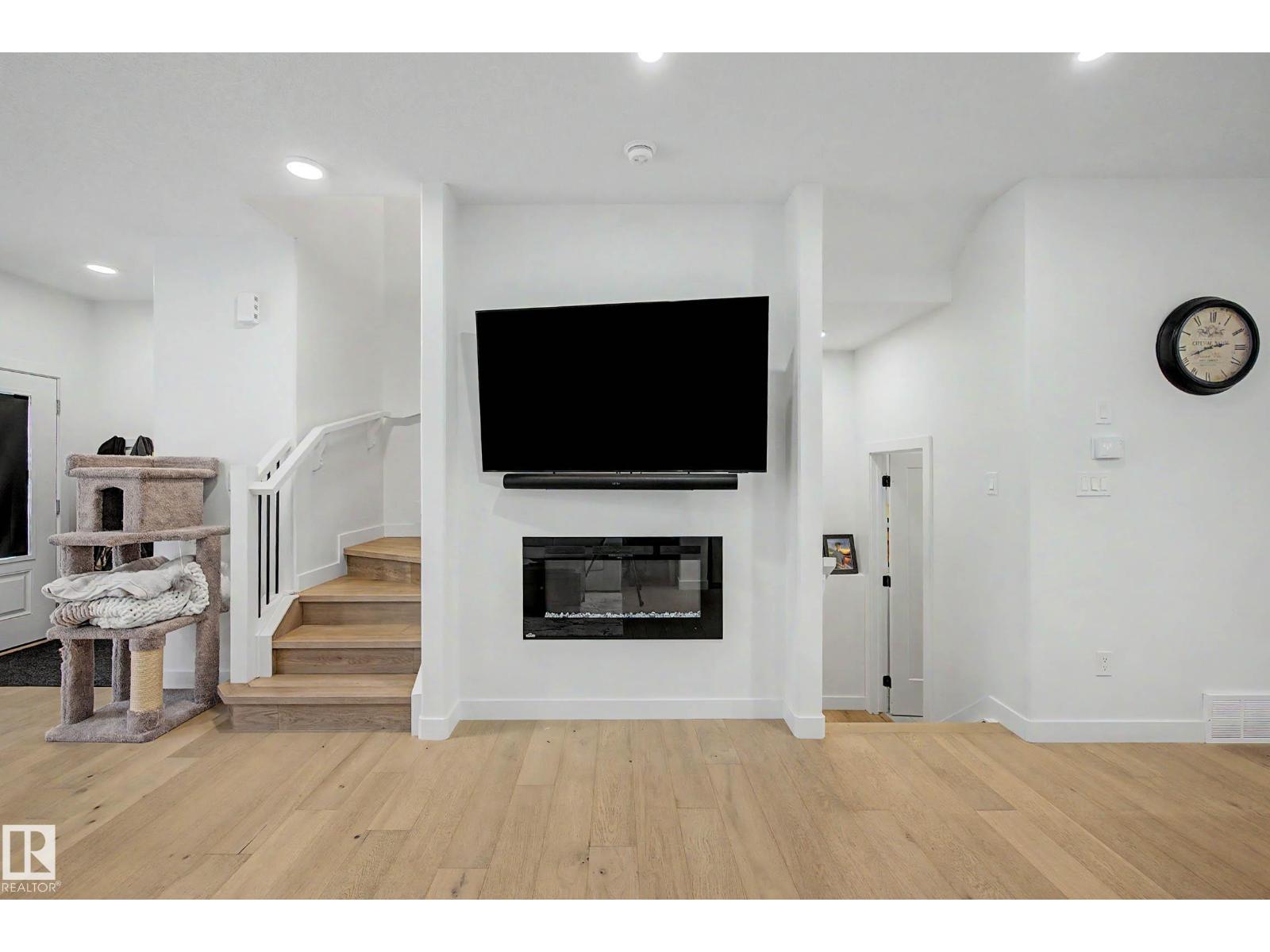 3363 Orchards Li Sw, Edmonton, Alberta  T6X 2B4 - Photo 7 - E4499413