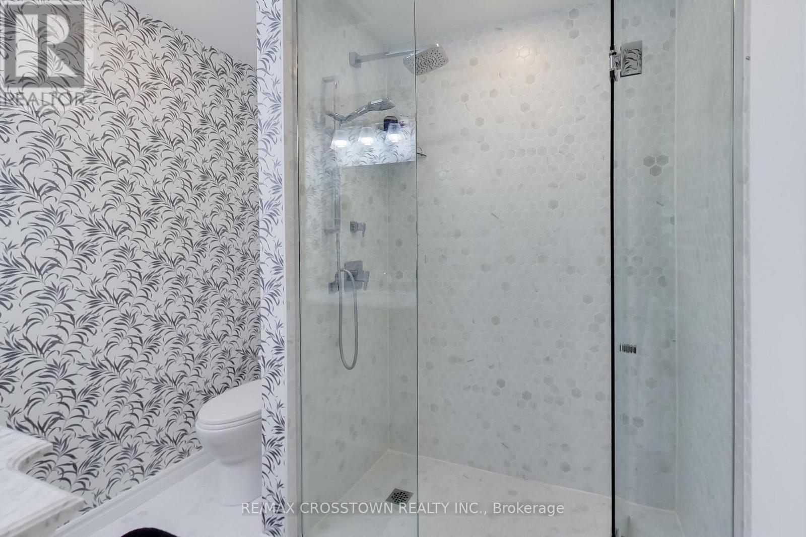 38 Innisbrook Drive, Wasaga Beach, Ontario  L9Z 1G2 - Photo 21 - S13691098