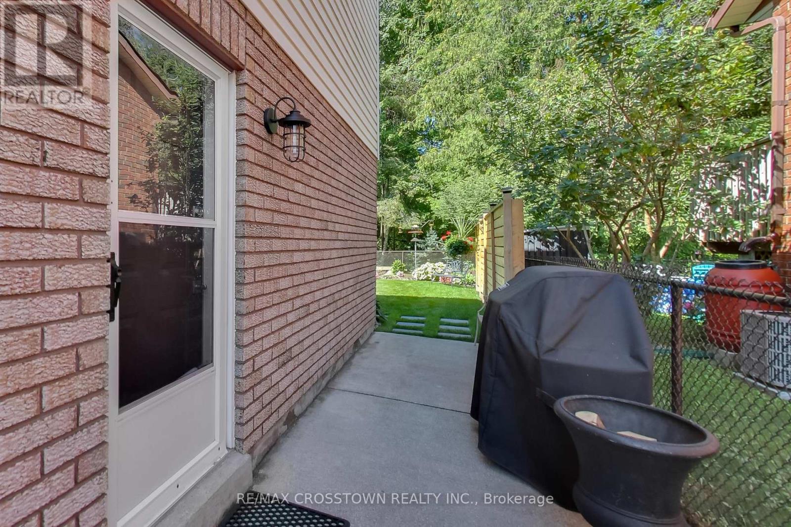 38 Innisbrook Drive, Wasaga Beach, Ontario  L9Z 1G2 - Photo 44 - S13691098