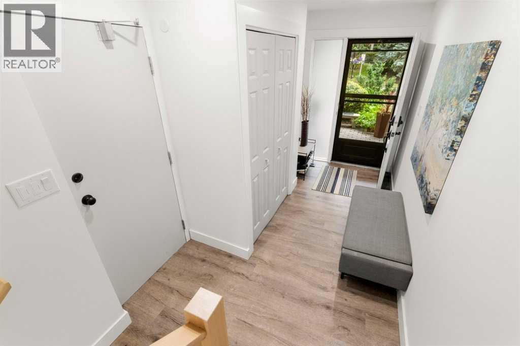 3909 Point Mckay Road NW, Calgary, Alberta T3B 4V7 - Photo 4 - A2337197