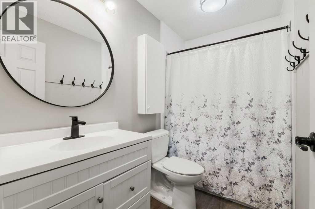 3909 Point Mckay Road NW, Calgary, Alberta T3B 4V7 - Photo 24 - A2337197