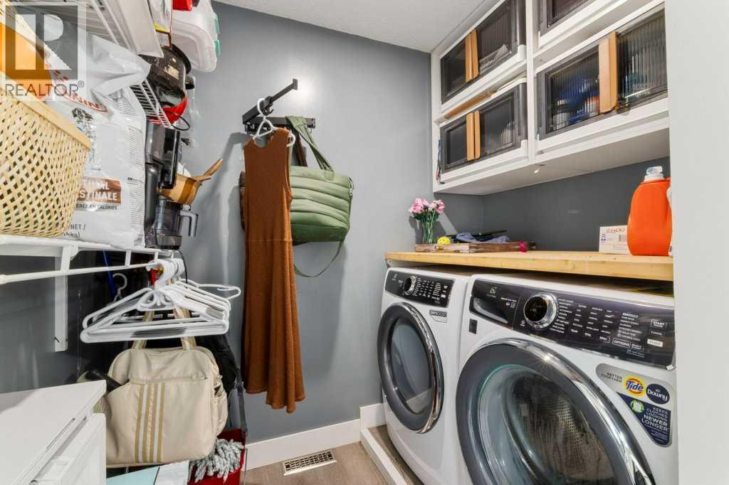 3909 Point Mckay Road NW, Calgary, Alberta T3B 4V7 - Photo 14 - A2337197