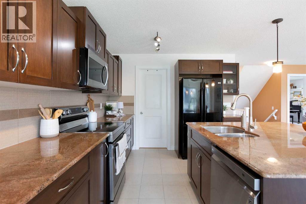2 Kingston View SE, Airdrie, Alberta  T4A 0K4 - Photo 11 - A2338444