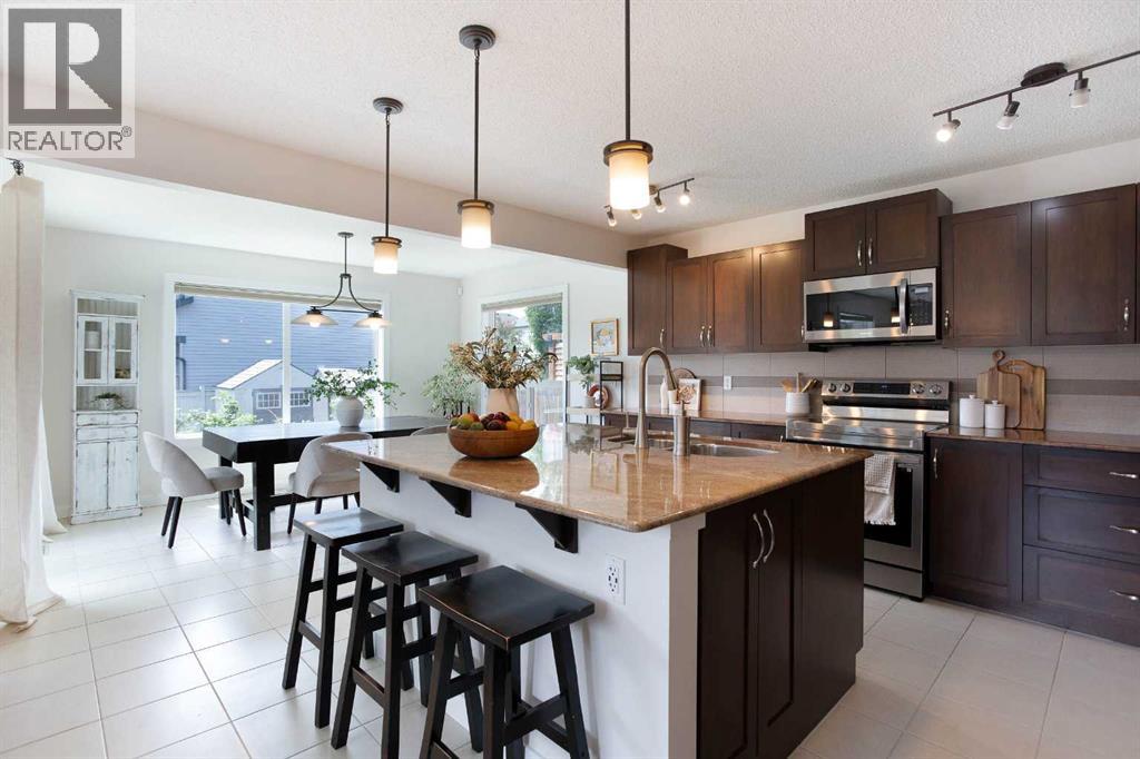 2 Kingston View SE, Airdrie, Alberta  T4A 0K4 - Photo 8 - A2338444