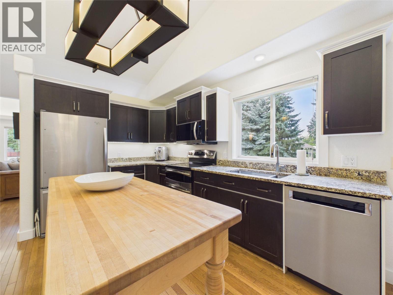 2807 Galena Bay, Kimberley, British Columbia V1A 3E4 - Photo 15 - 10397520