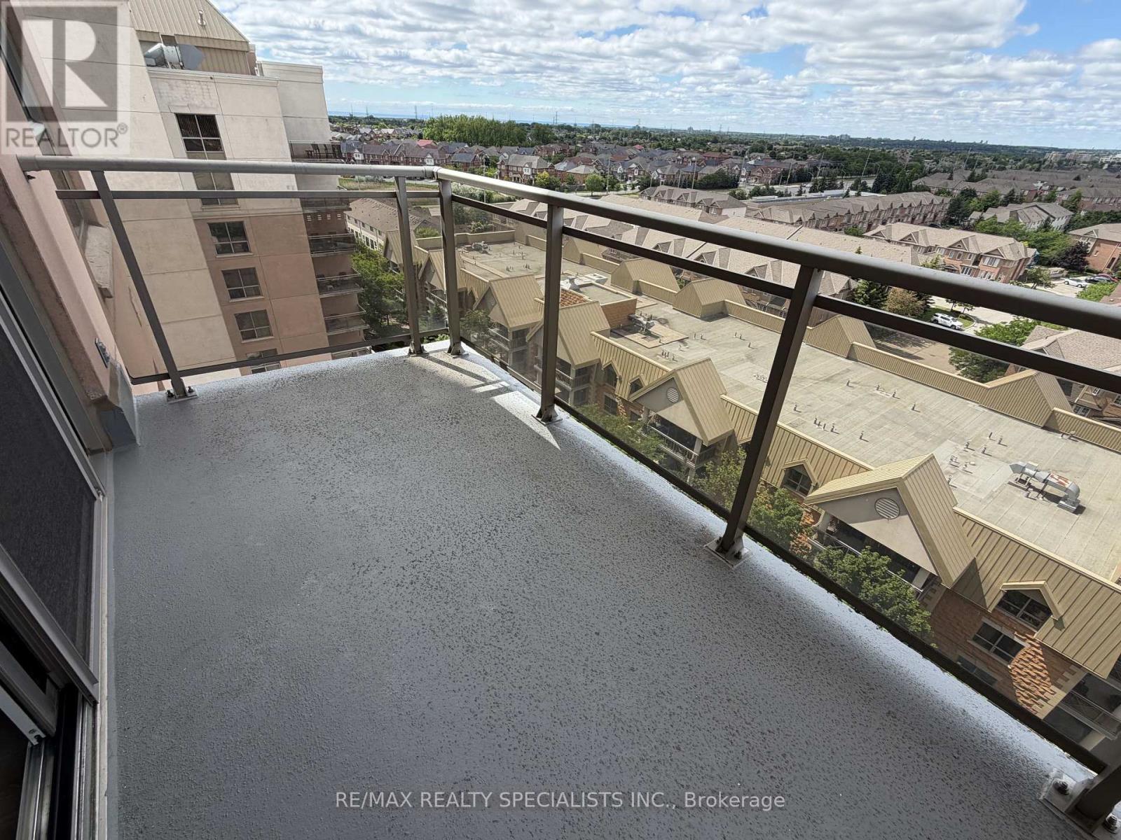 1007 - 810 Scollard Court, Mississauga, Ontario  L5V 0A4 - Photo 27 - W13691106