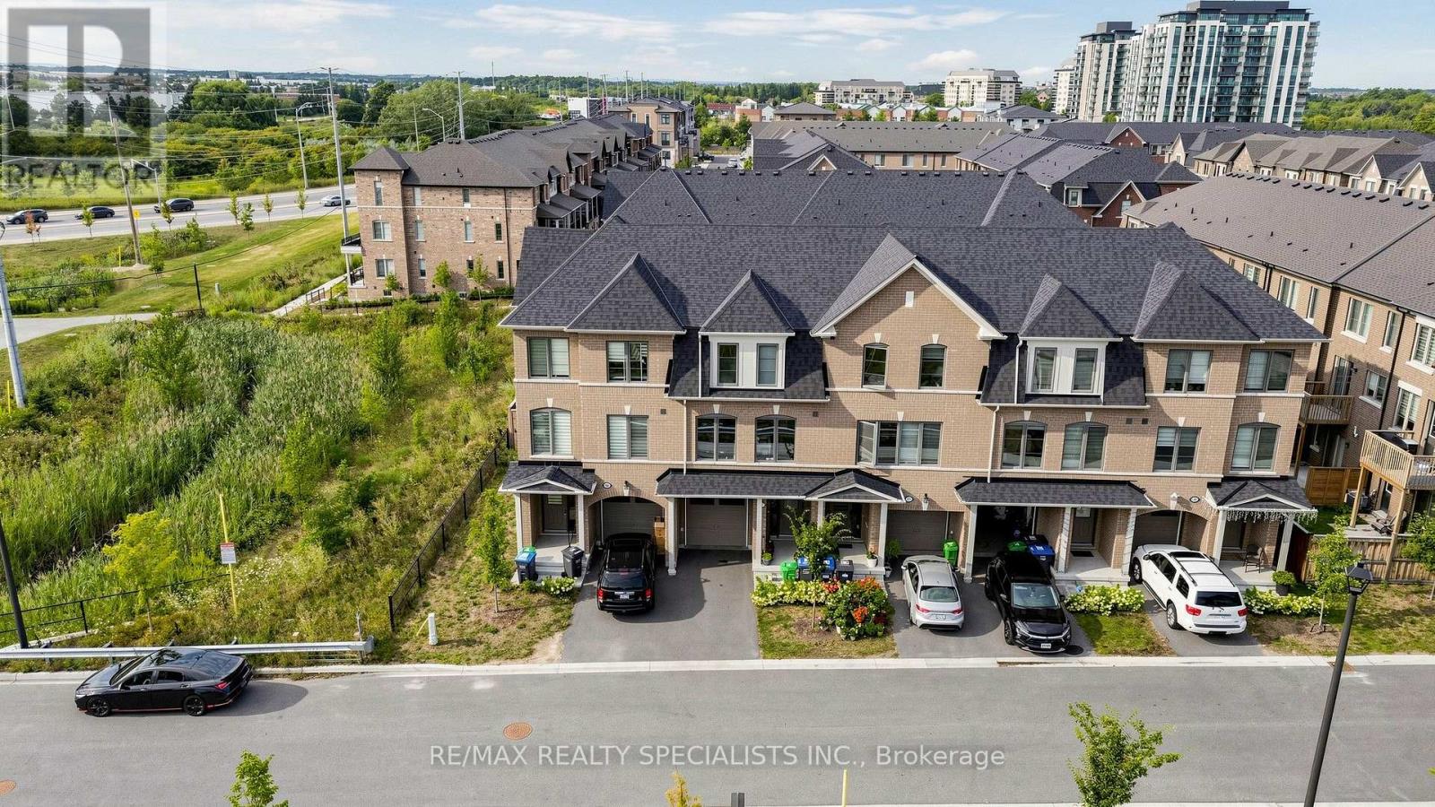 14 Bretlon Street, Brampton, Ontario  L6P 4N8 - Photo 2 - W13691130