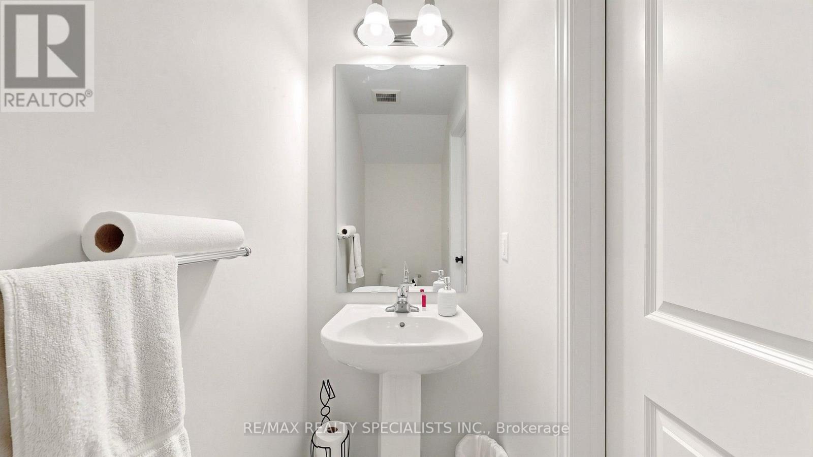 14 Bretlon Street, Brampton, Ontario  L6P 4N8 - Photo 25 - W13691130