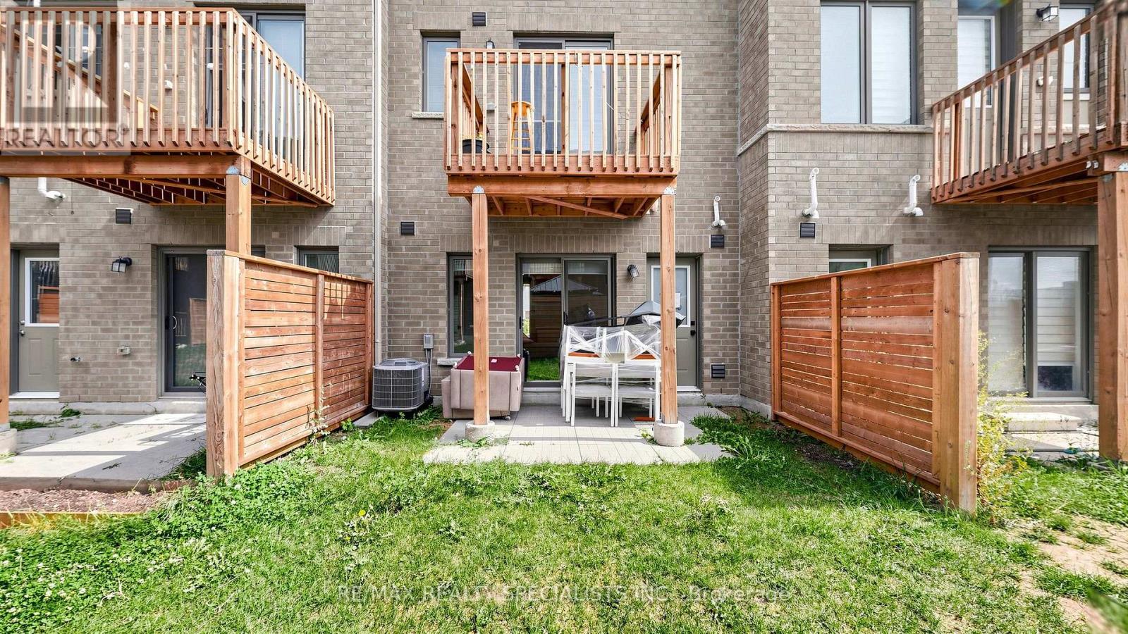 14 Bretlon Street, Brampton, Ontario  L6P 4N8 - Photo 36 - W13691130