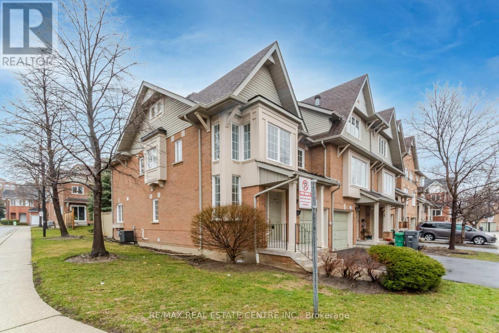 45 - 1591 South Parade Court, Mississauga, Ontario  L5M 6G1 - Photo 2 - W13691146