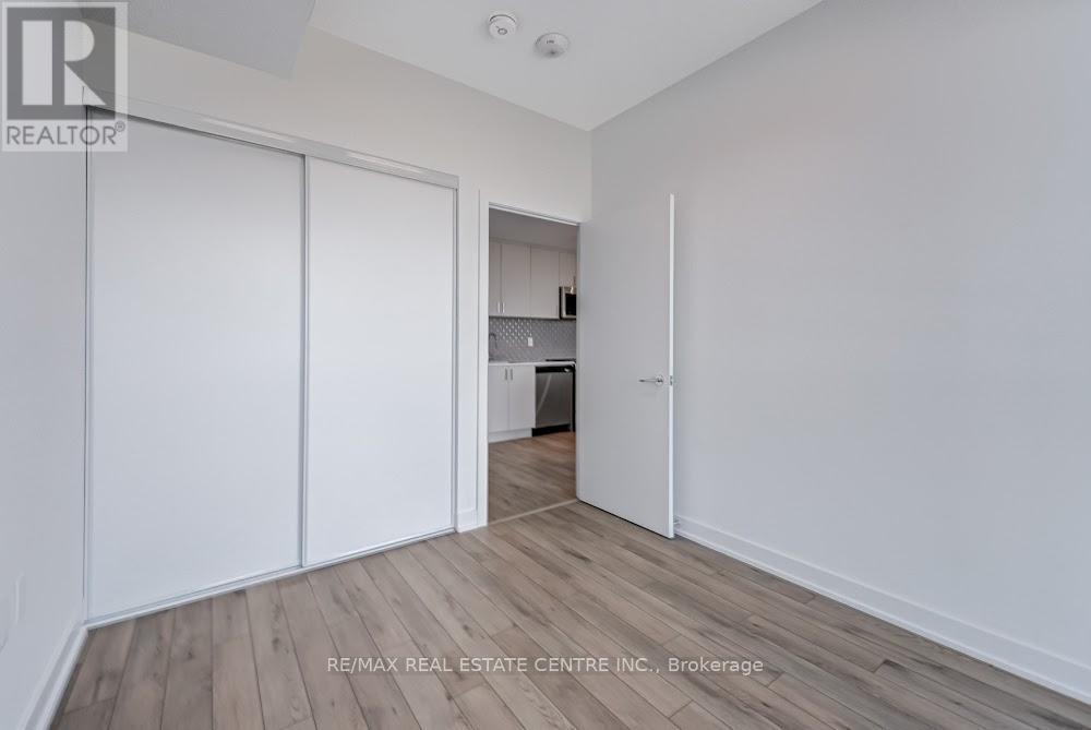 238 - 1005 Dundas Street E, Oakville, Ontario  L6H 8C7 - Photo 9 - W13691154
