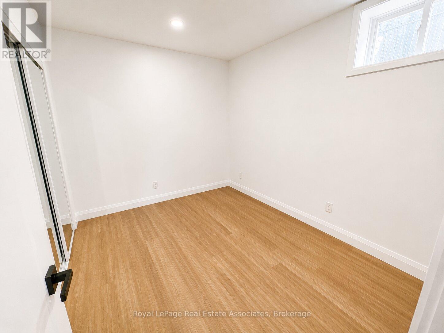 1 Gs - 17 White Avenue, Toronto, Ontario  M6N 1S7 - Photo 7 - W13691170