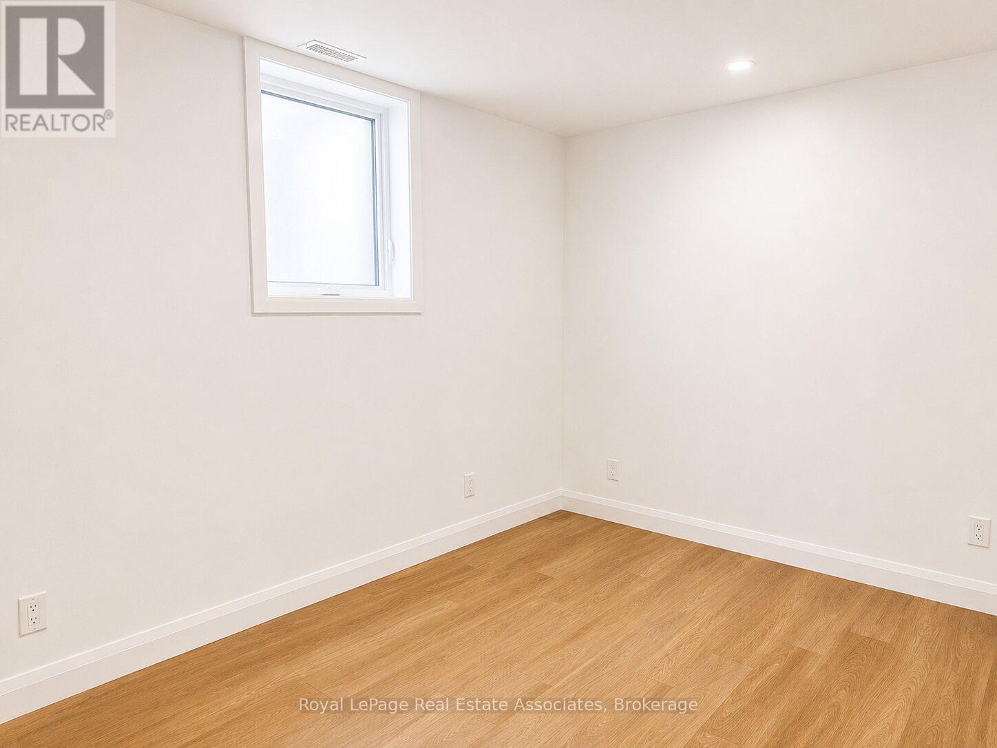 1 Gs - 17 White Avenue, Toronto, Ontario  M6N 1S7 - Photo 9 - W13691170