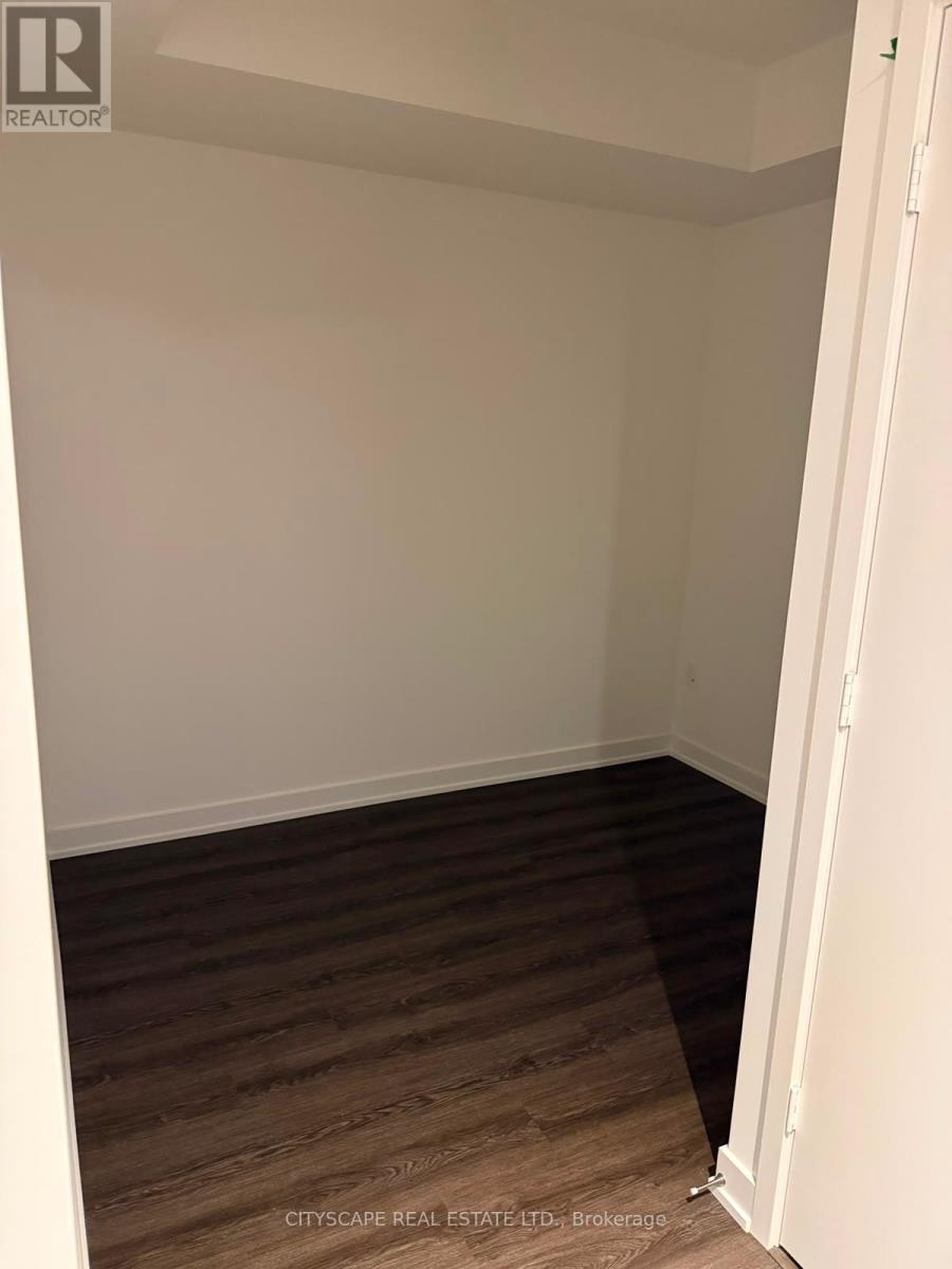 205 - 448 Burnhamthorpe Road W, Mississauga, Ontario  L5B 0R4 - Photo 10 - W13691216