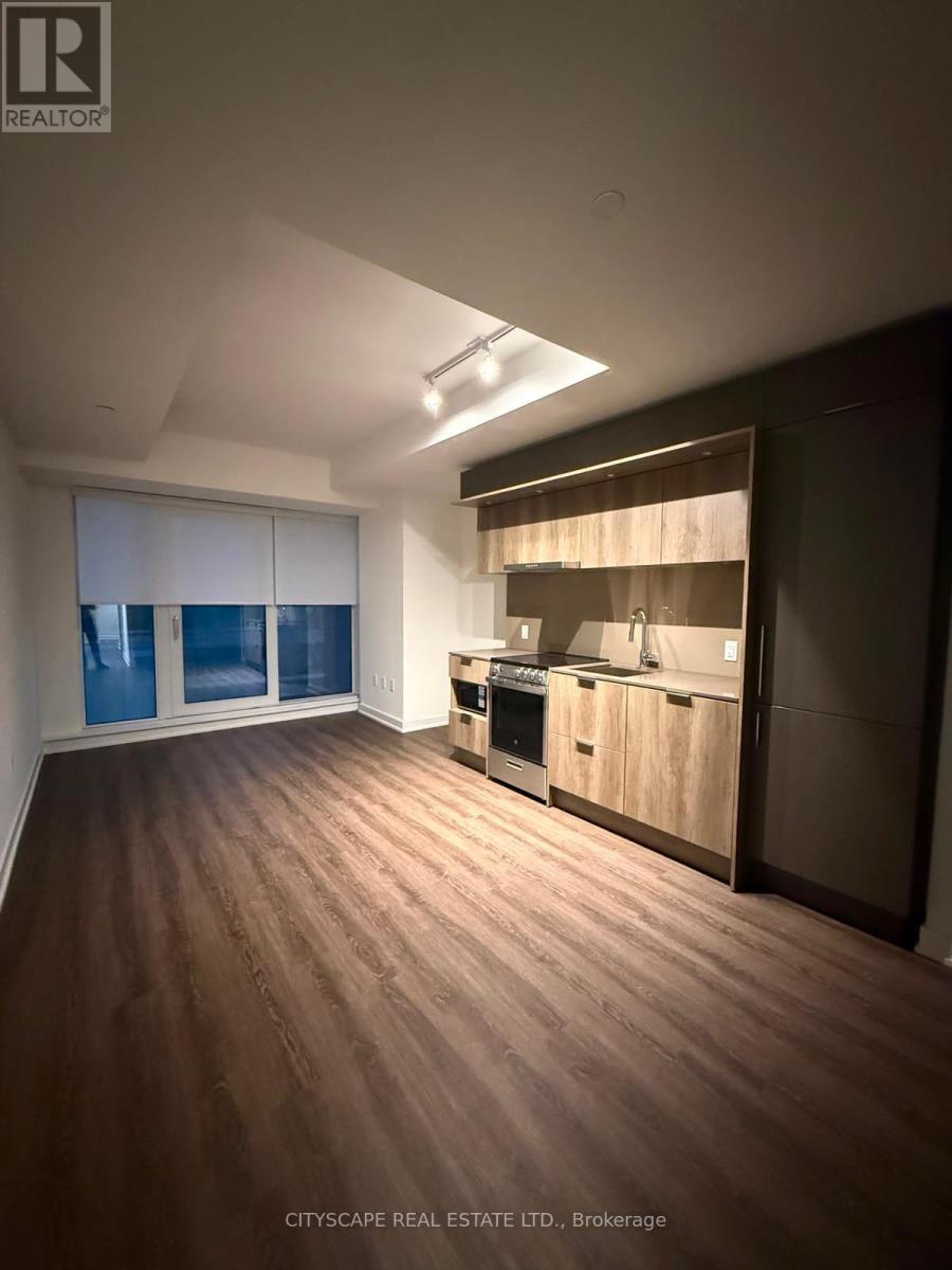 205 - 448 Burnhamthorpe Road W, Mississauga, Ontario  L5B 0R4 - Photo 4 - W13691216