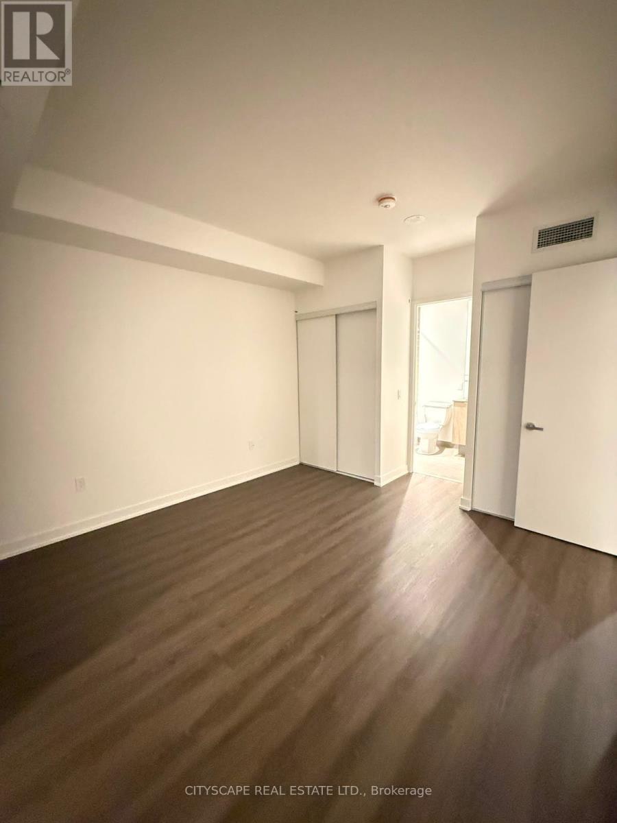 205 - 448 Burnhamthorpe Road W, Mississauga, Ontario  L5B 0R4 - Photo 7 - W13691216