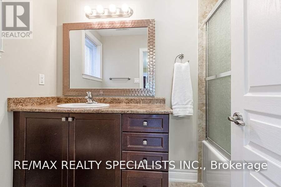 Lower - 5768 Whitehorn Avenue, Mississauga, Ontario  L5V 1W1 - Photo 4 - W13691238