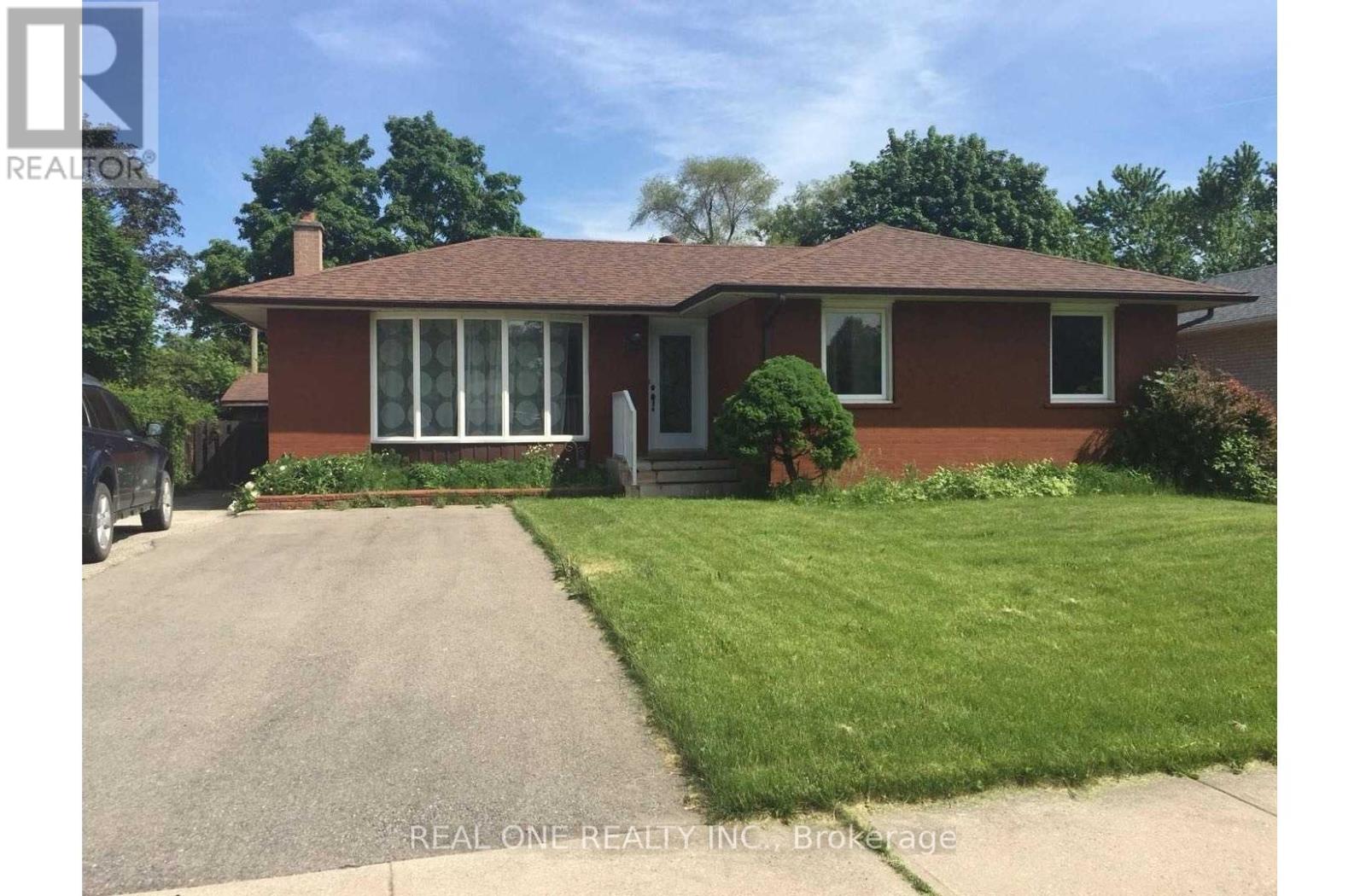 BSMT ROOM 1 - 58 SEWELL DRIVE