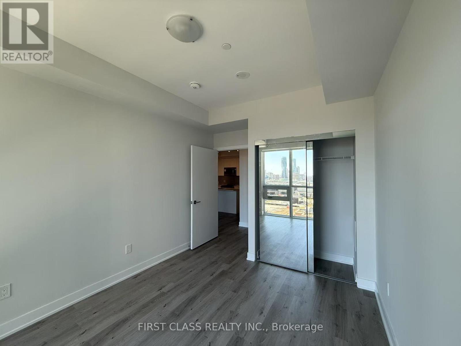 908 - 430 Square One Drive, Mississauga, Ontario  L5B 0L6 - Photo 7 - W13691288