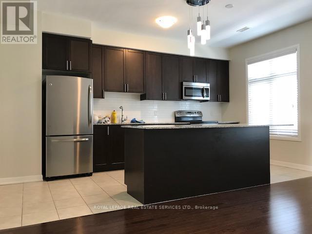 7 - 165 Hampshire Way, Milton, Ontario  L9T 6H7 - Photo 3 - W13691300