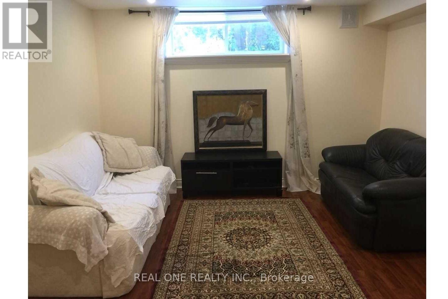 Bsmt Room 2 - 58 Sewell Drive, Oakville, Ontario  L6H 1C5 - Photo 4 - W13691306
