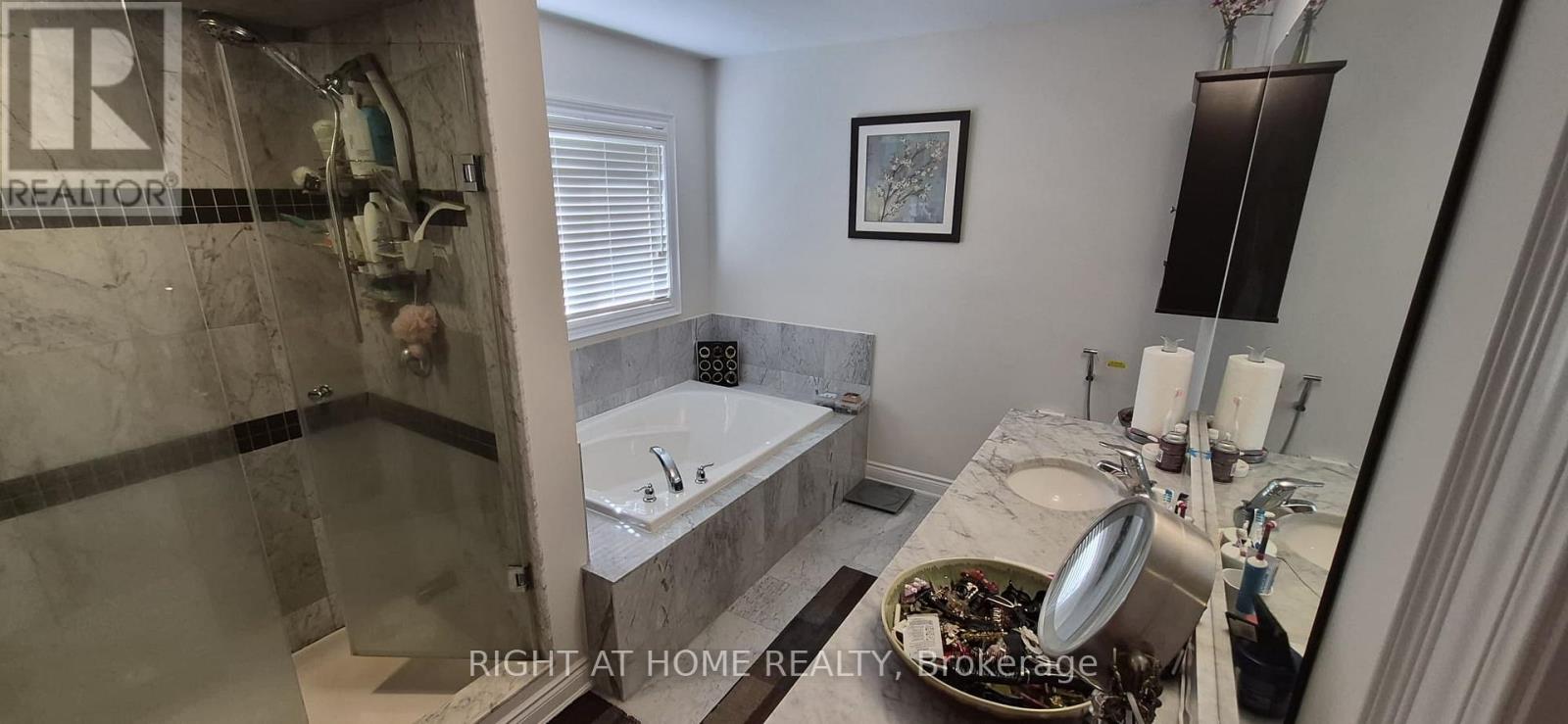 33 Abercrombie Crescent, Brampton, Ontario  L7A 4N1 - Photo 12 - W13691336