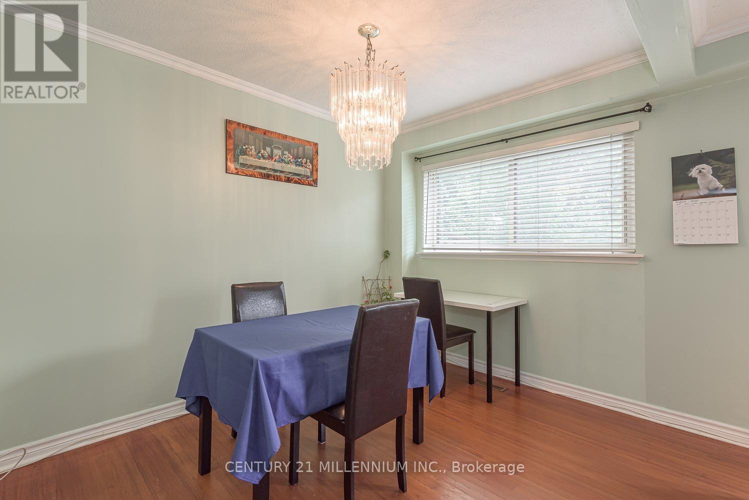 336 Fleetwood Crescent, Brampton, Ontario  L6T 2E7 - Photo 10 - W13691354