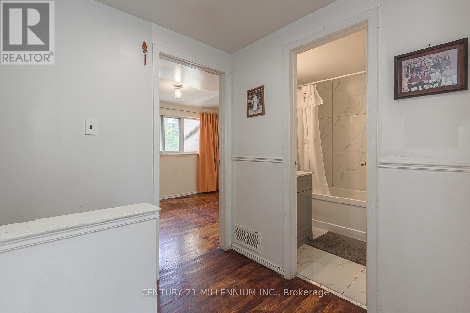 336 Fleetwood Crescent, Brampton, Ontario  L6T 2E7 - Photo 15 - W13691354