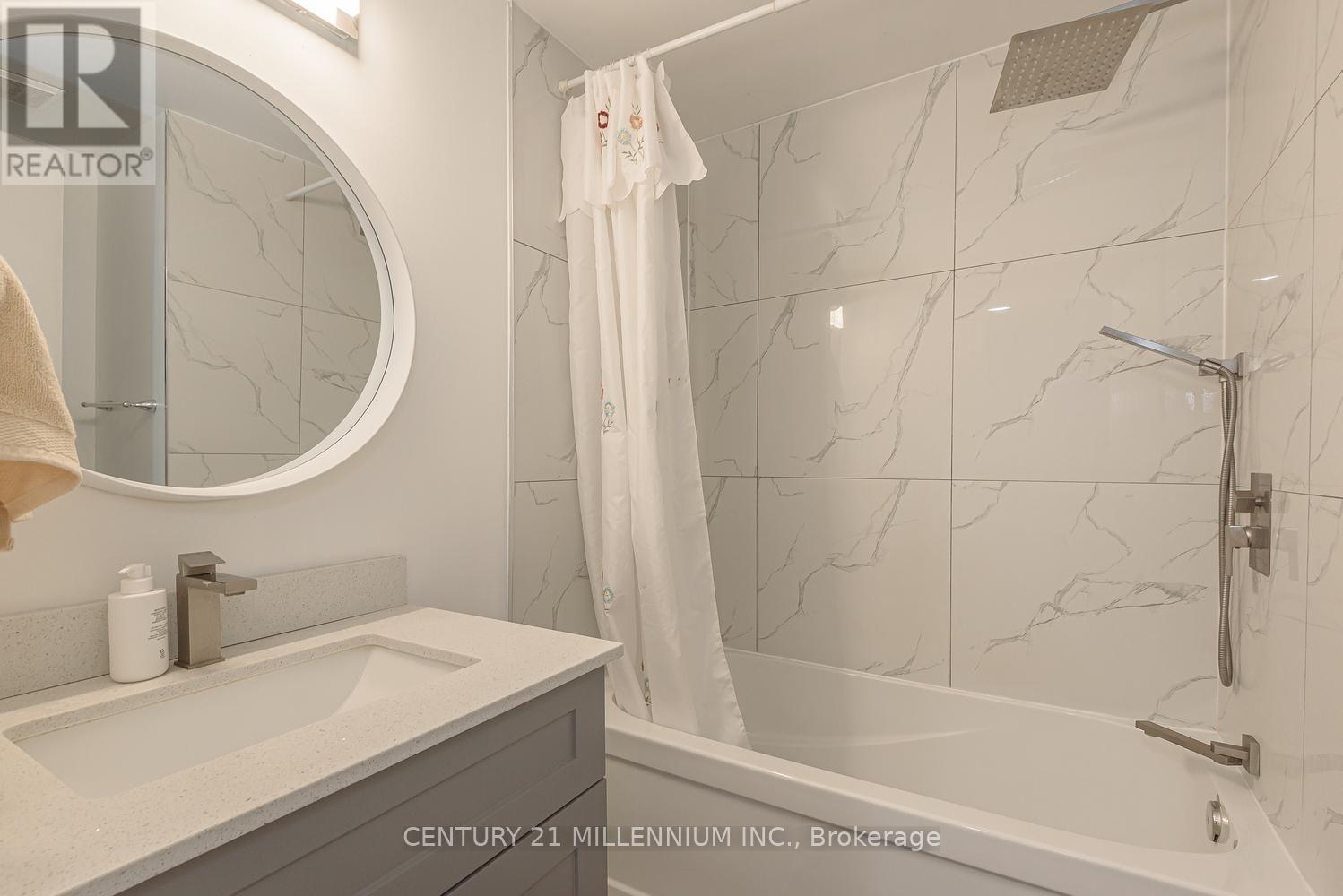 336 Fleetwood Crescent, Brampton, Ontario  L6T 2E7 - Photo 18 - W13691354