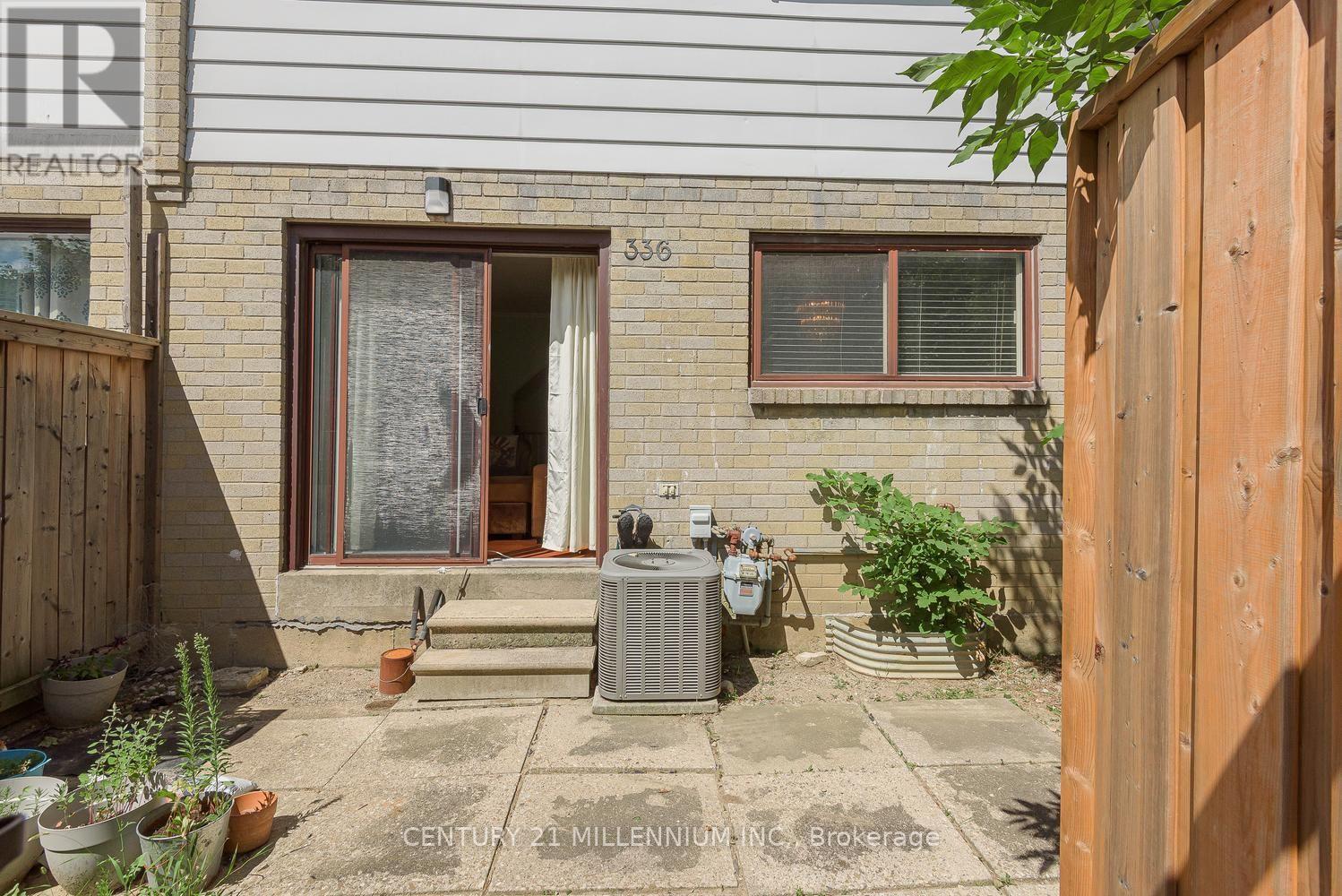 336 Fleetwood Crescent, Brampton, Ontario  L6T 2E7 - Photo 29 - W13691354