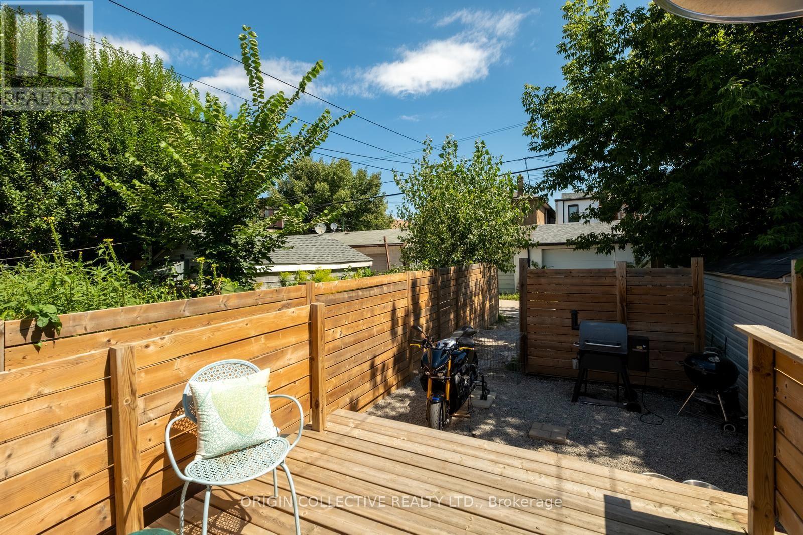 381 Westmoreland Avenue N, Toronto, Ontario  M6H 3A6 - Photo 39 - W13691364