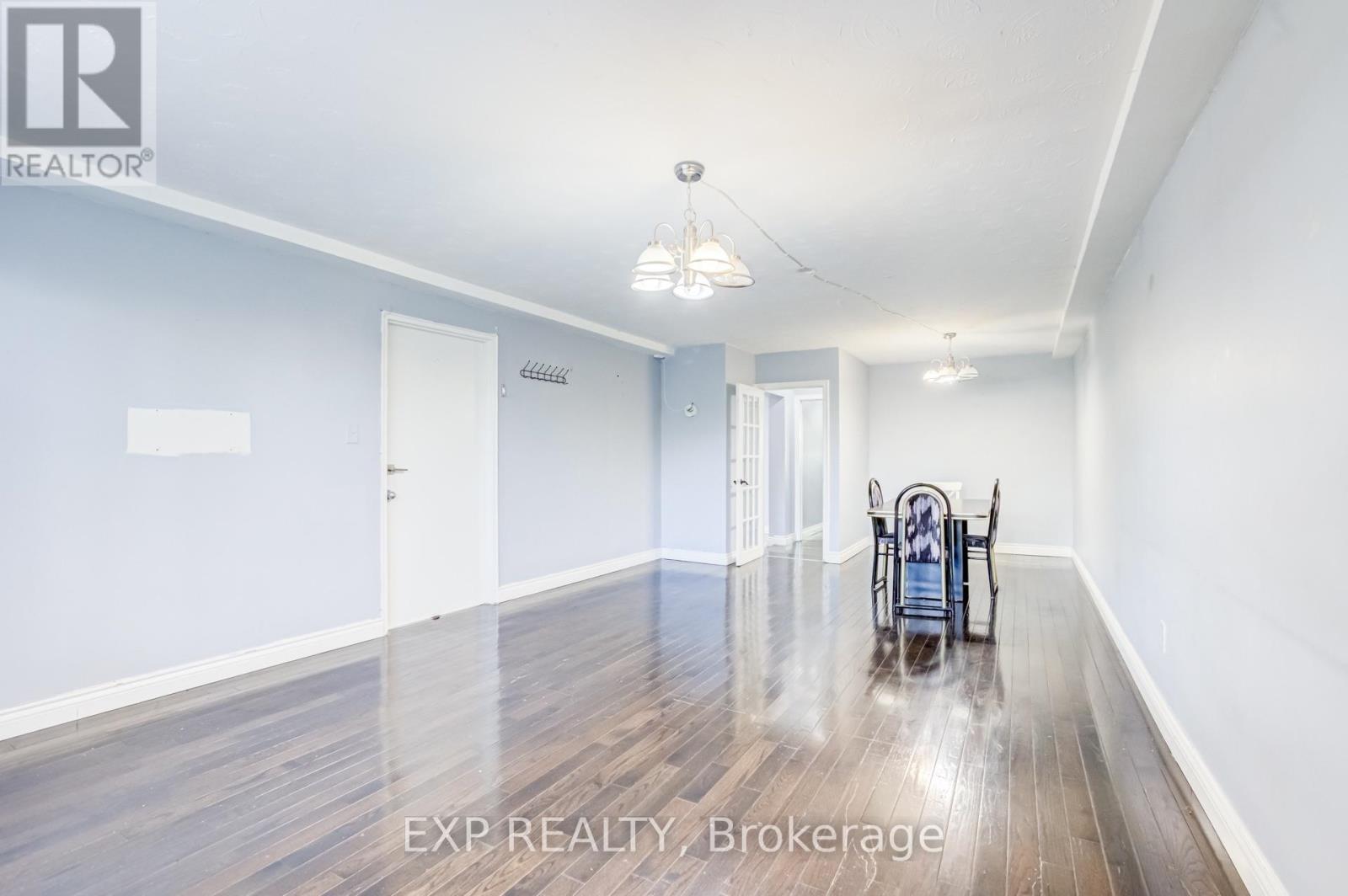 Lower - 767 Marlee Avenue, Toronto, Ontario  M6B 3J8 - Photo 2 - W13691380