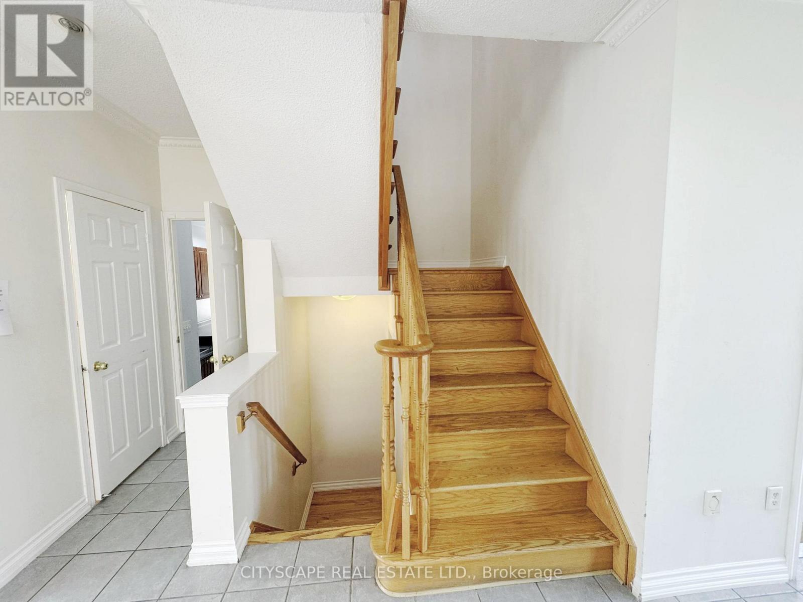19 Selhurst Drive, Brampton, Ontario  L6P 1A2 - Photo 21 - W13691444