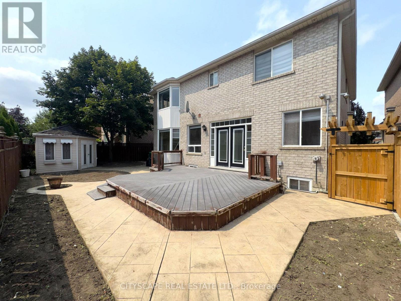 19 Selhurst Drive, Brampton, Ontario  L6P 1A2 - Photo 46 - W13691444