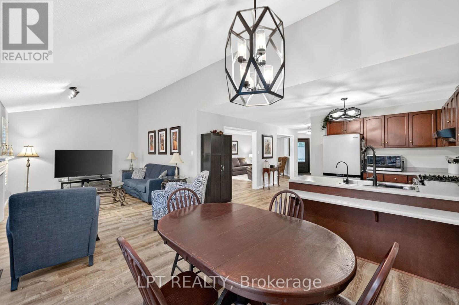 43 Liam Drive, Hamilton, Ontario L9G 4Y1 - Photo 21 - X13691332