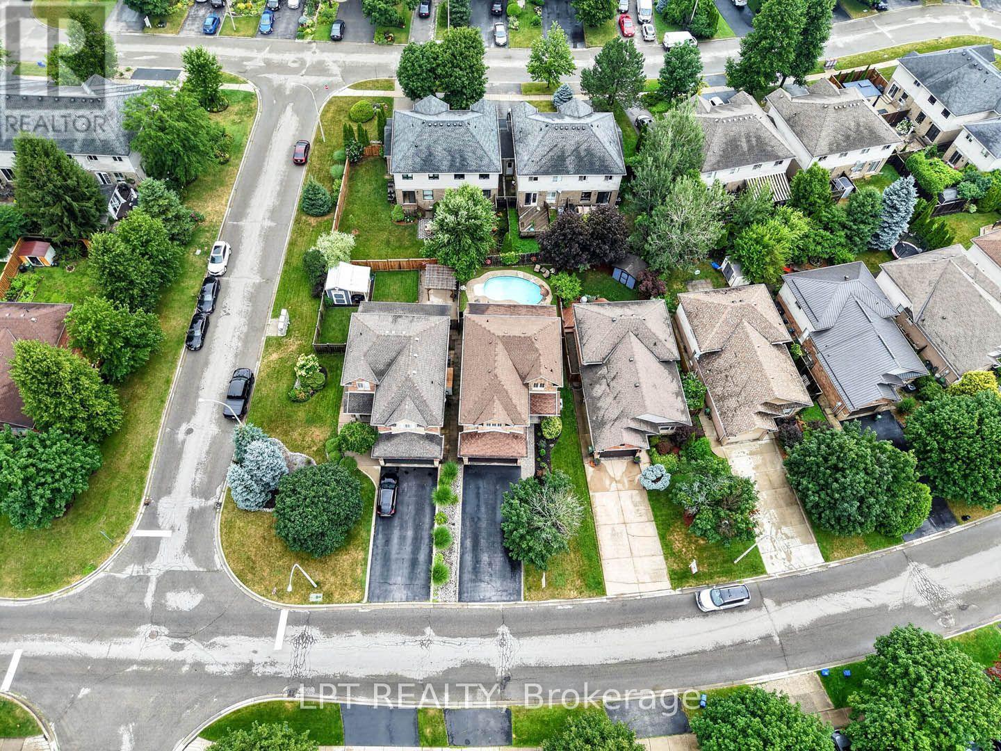43 Liam Drive, Hamilton, Ontario L9G 4Y1 - Photo 7 - X13691332
