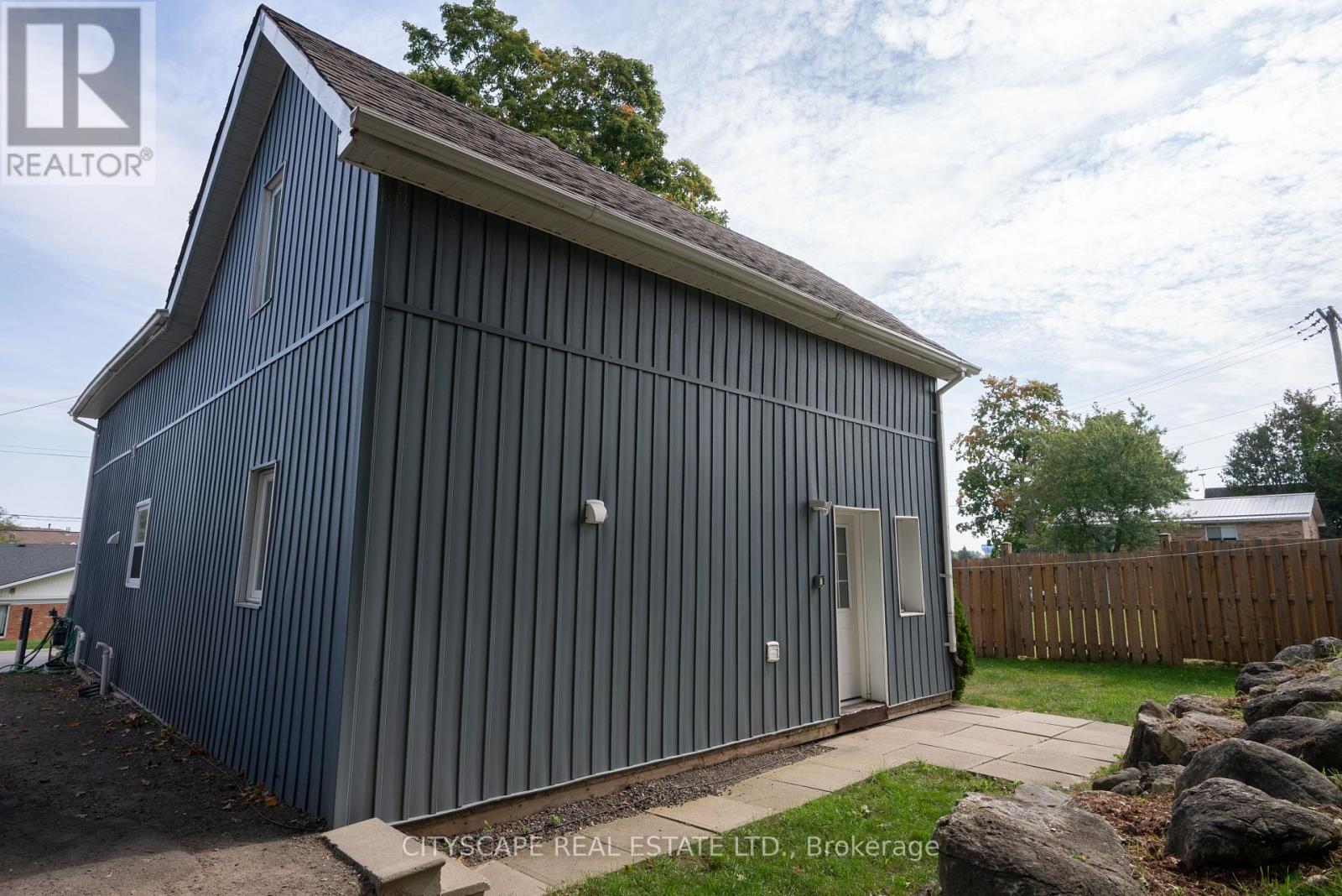 408 William Street, Shelburne, Ontario L9V 2W9 - Photo 3 - X13691392